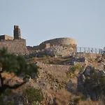 Tolis