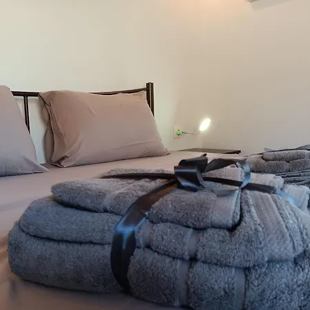 Apartment Tolis