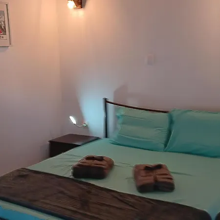 Tolis Apartment