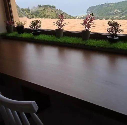 Tolis Appartamento Himare